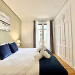 Elegance And Comfort In Madrid