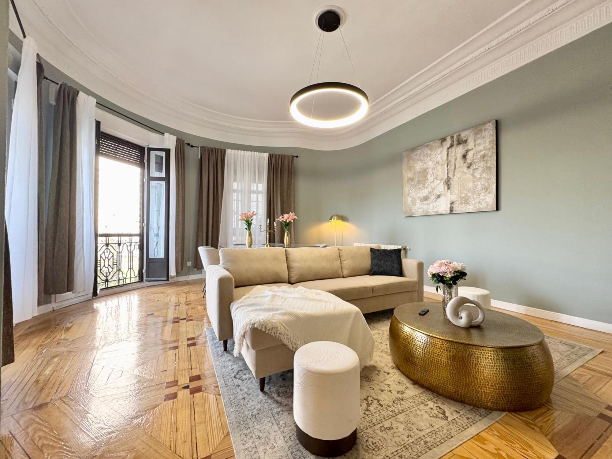 Elegance And Comfort In Apartamento *
