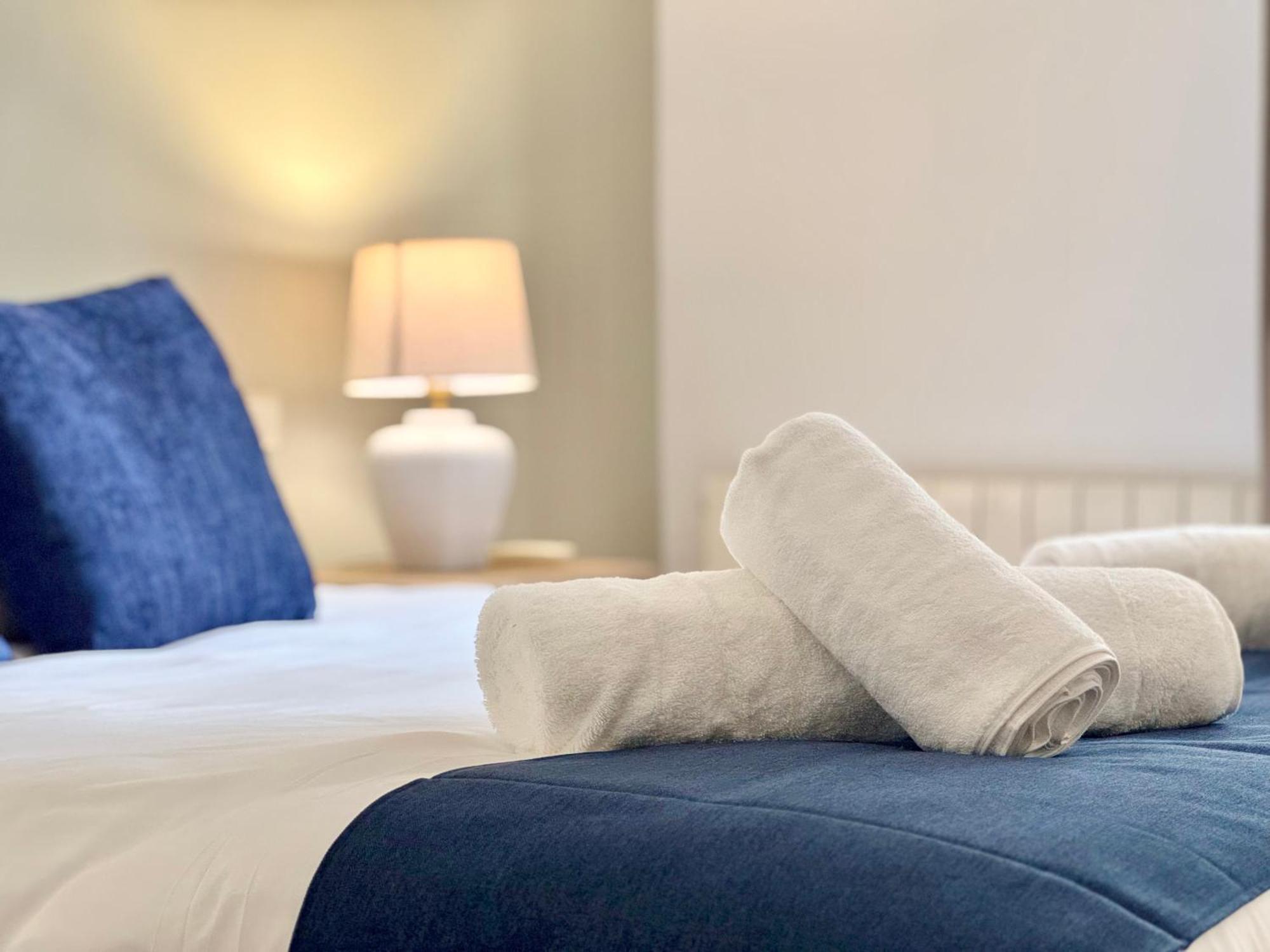 Elegance And Comfort In * Madrid